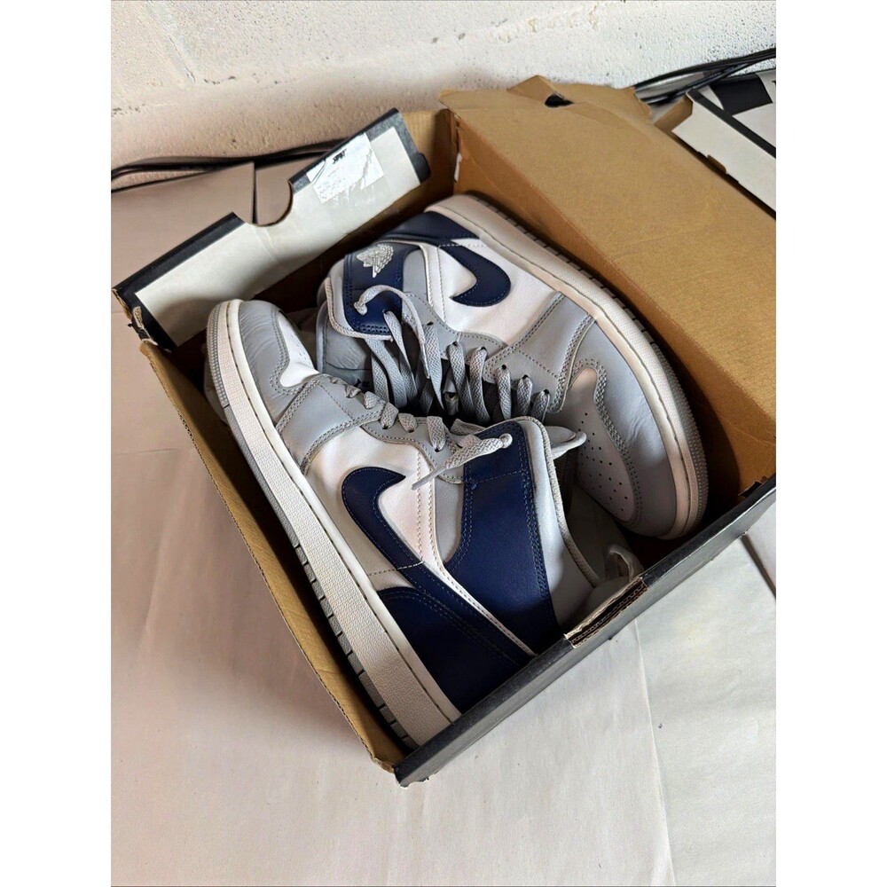 Jordan Air Jordan 1 Mid Wolf Grey Midnight Navy DQ8426-104 Leather Men's